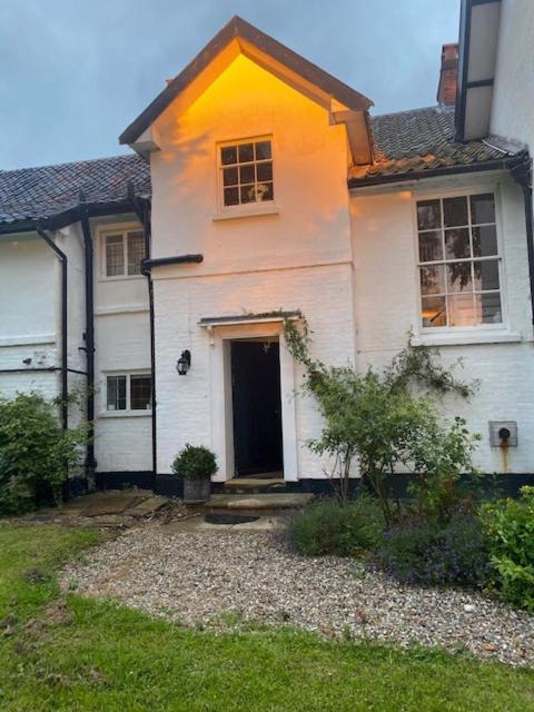 Ferienwohnung Old Rectory - Scoulton Great Ellingham Exterior foto